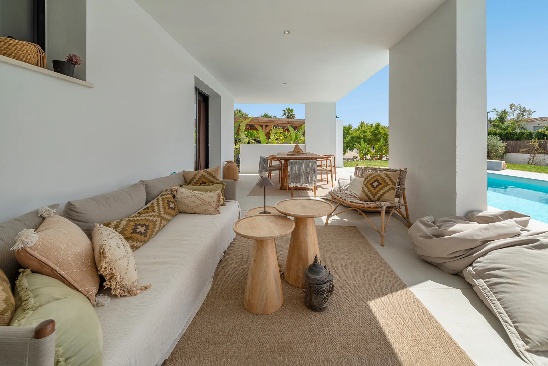 Preciosa villa familiar con piscina y licencia de alquiler vacacional en Crestatx-3
