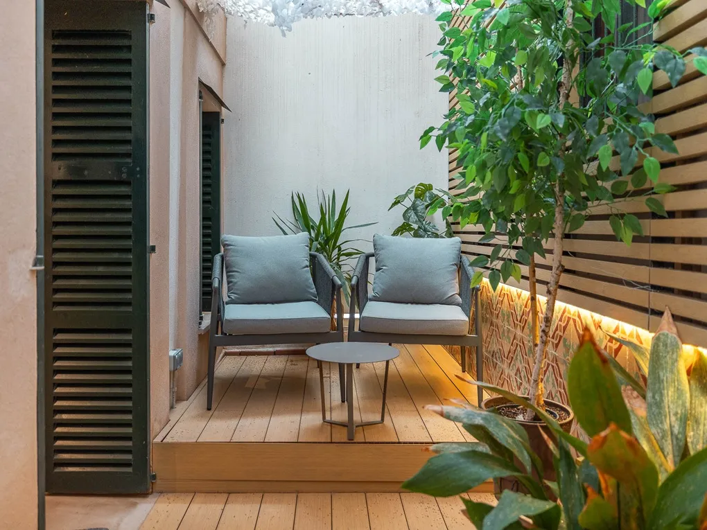 Modern appartement in gerenoveerd paleis-3