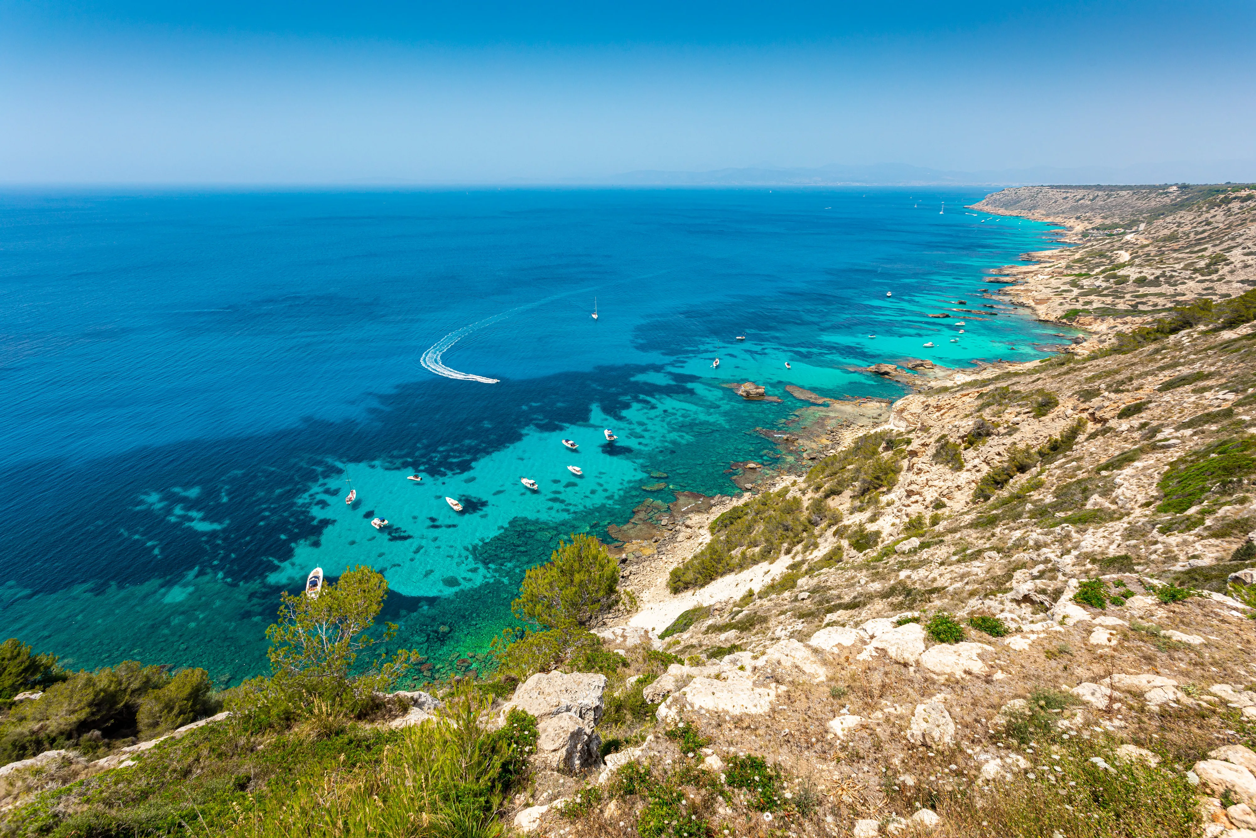 Moderne villa met uniek karakter in Sa Torre-4
