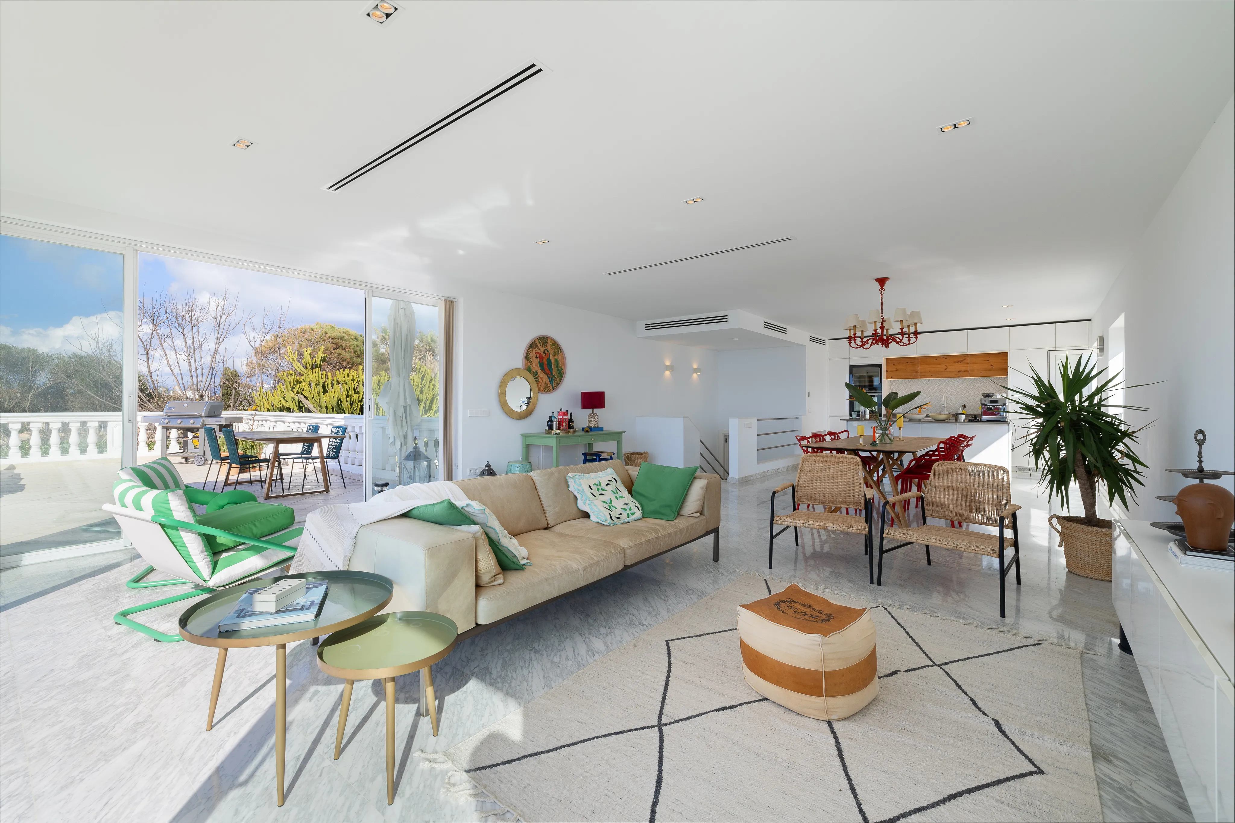 Moderne villa med unik karakter i Sa Torre-8