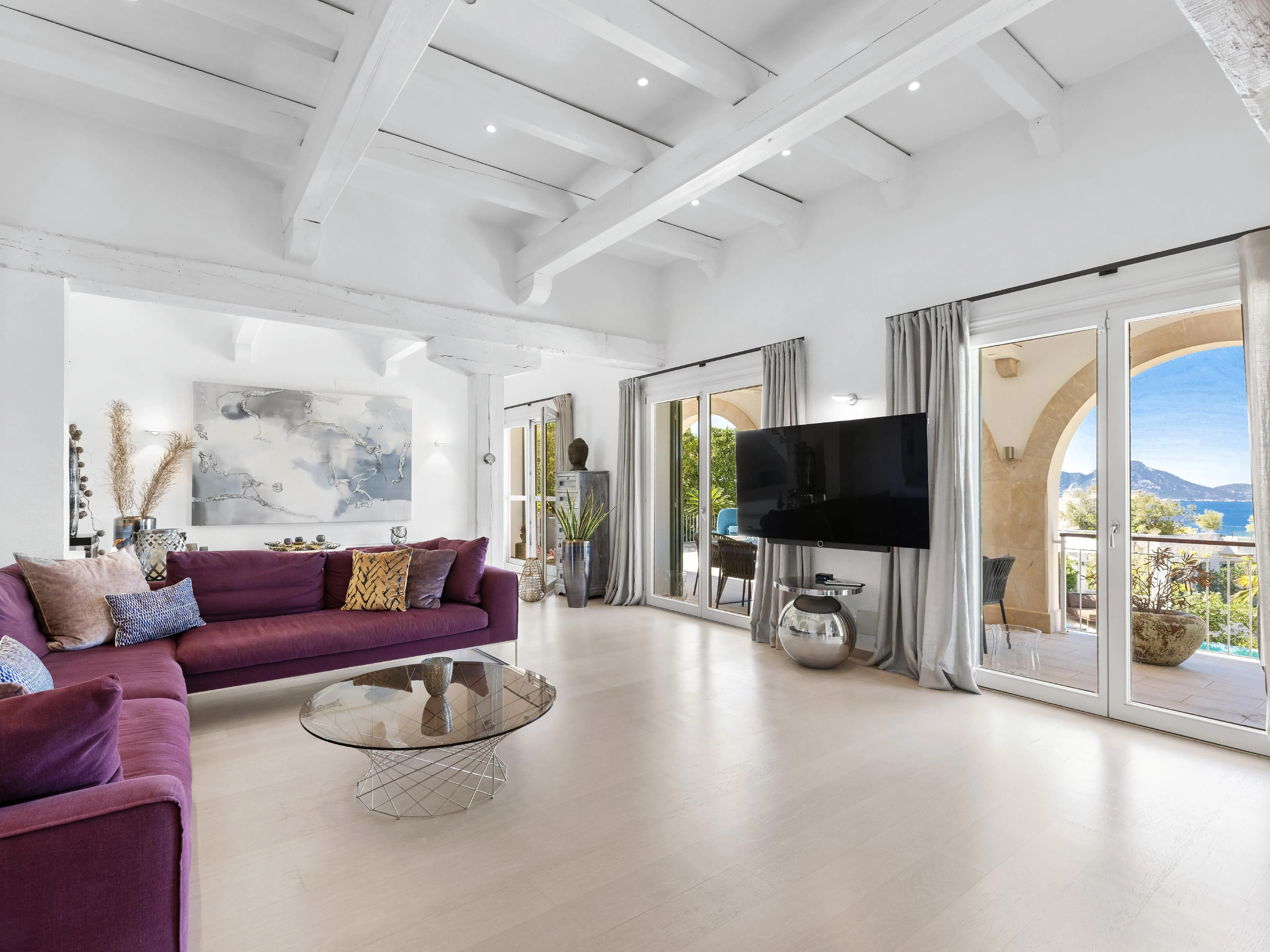 Villa in stile beach-house con vista sul porto e sul mare-12