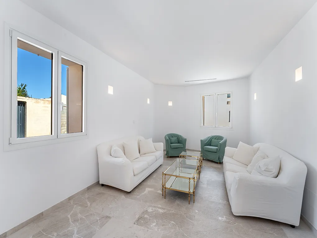 Casa de pueblo luminosa y con encanto-4