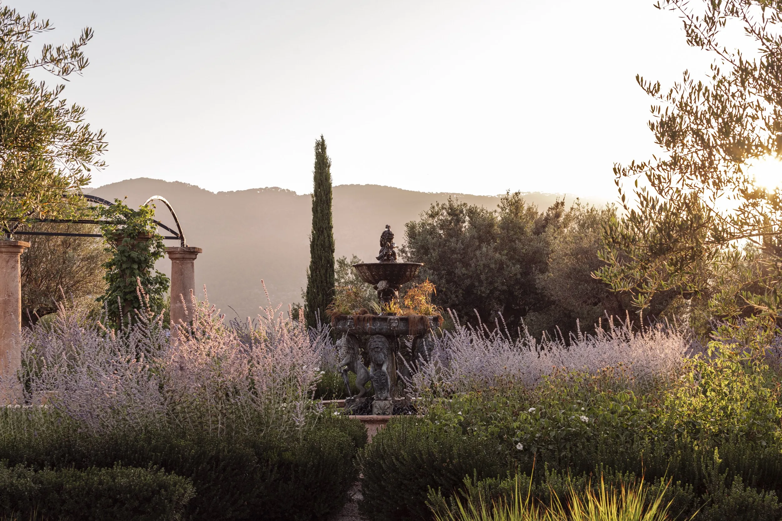 Modern country house: a new standard of luxury living-11