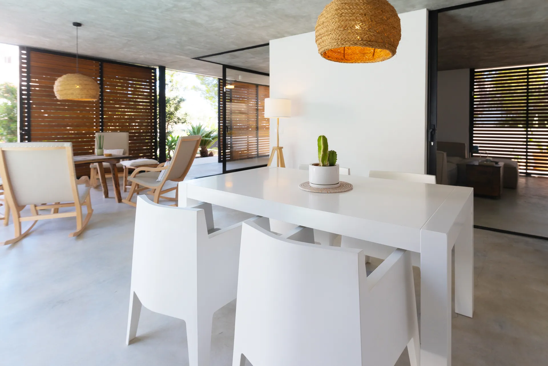 Seizoensverhuur. Prachtige moderne villa vlakbij het strand-10