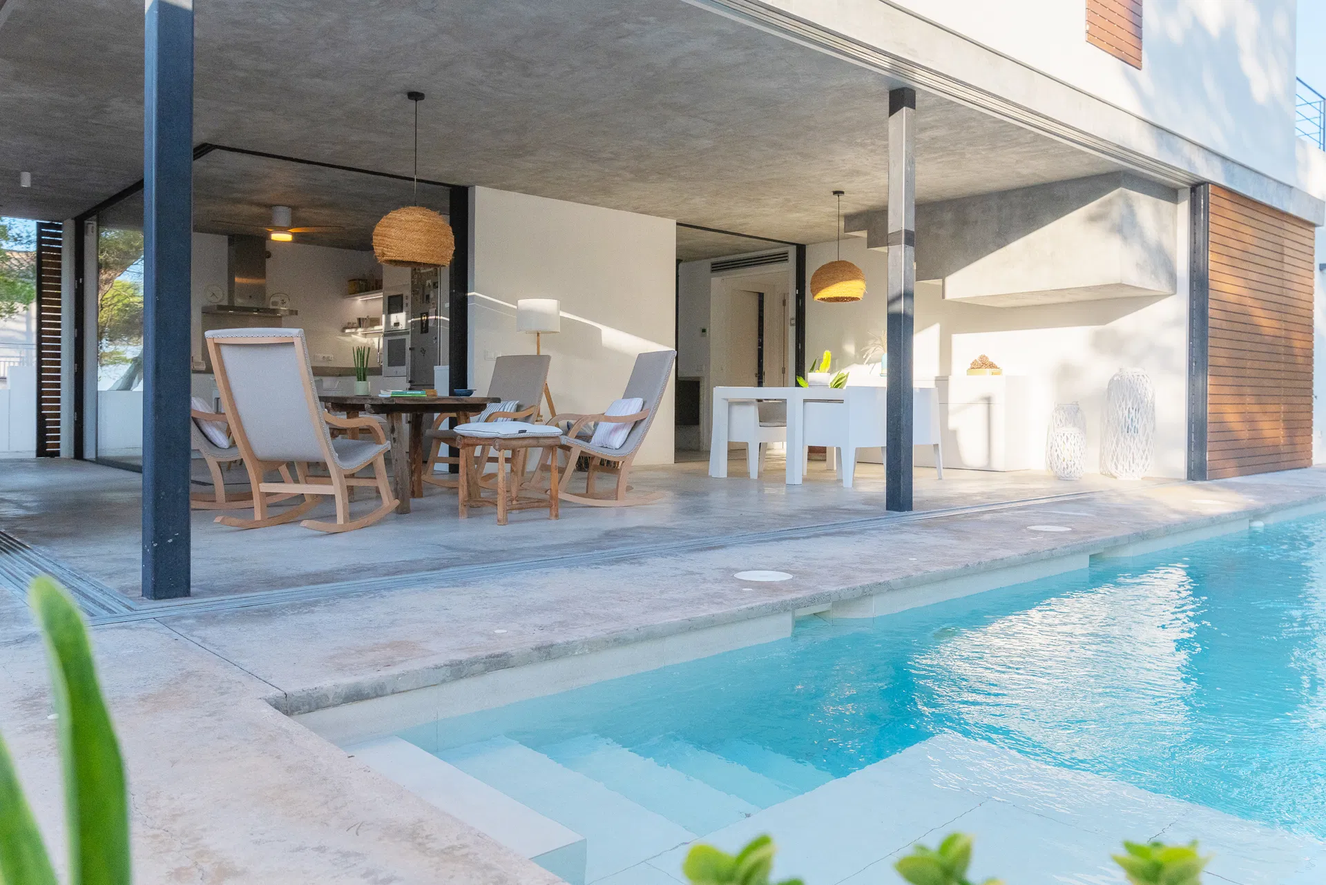 Moderne villa med saltvandspool i Son Serra de Marina-2