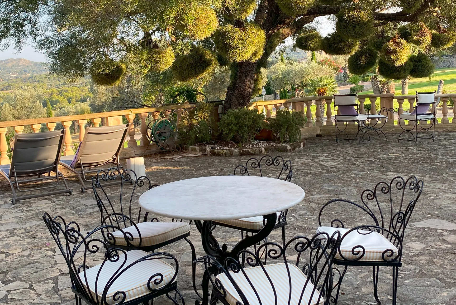 Herenhuis met geschiedenis en uitzicht op twee baaien-28