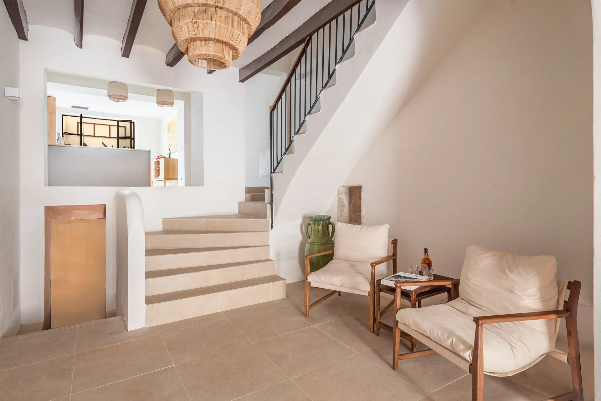 Karakteristiek herenhuis in het hart van Soller-3