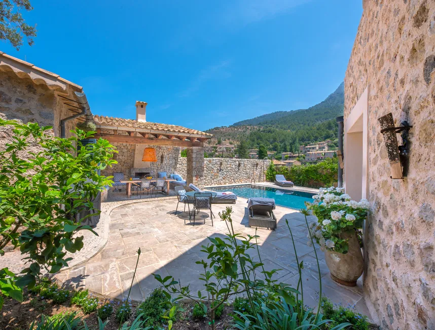 Designerpareltje in Deià-20