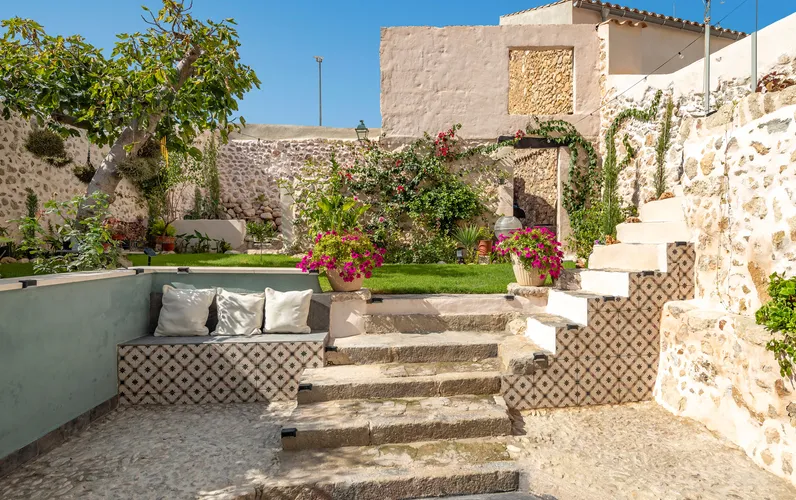 Maison de village à l'essence majorquine avec des vues de rêve au cœur de Campanet