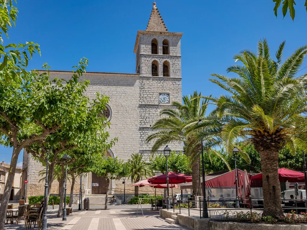 Dorpshuis met Mallorcaanse charme: Een mediterraan paradijs met fantastisch uitzicht in het hart van Campanet-20