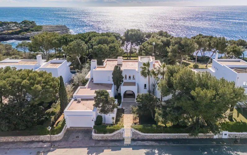 Willa w pierwszej linii brzegowej