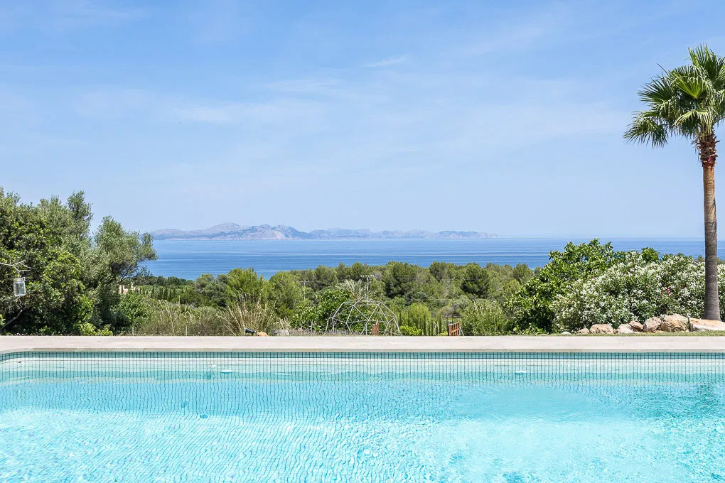 Espaciosa finca con fantásticas vistas al mar-4