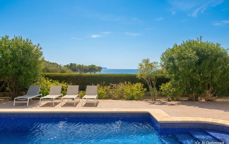 Villa met zeezicht en ETV-licentie in Cala Pi