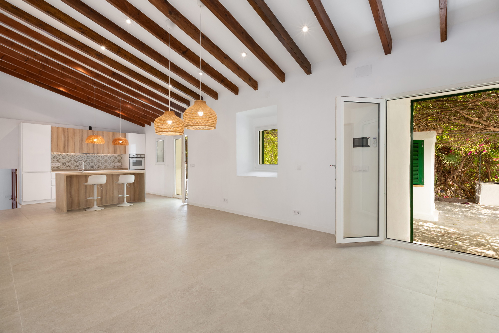Stunning Renovated 100-Year-Old Mallorcan Home within Walking Distance of Port d’Andratx-4