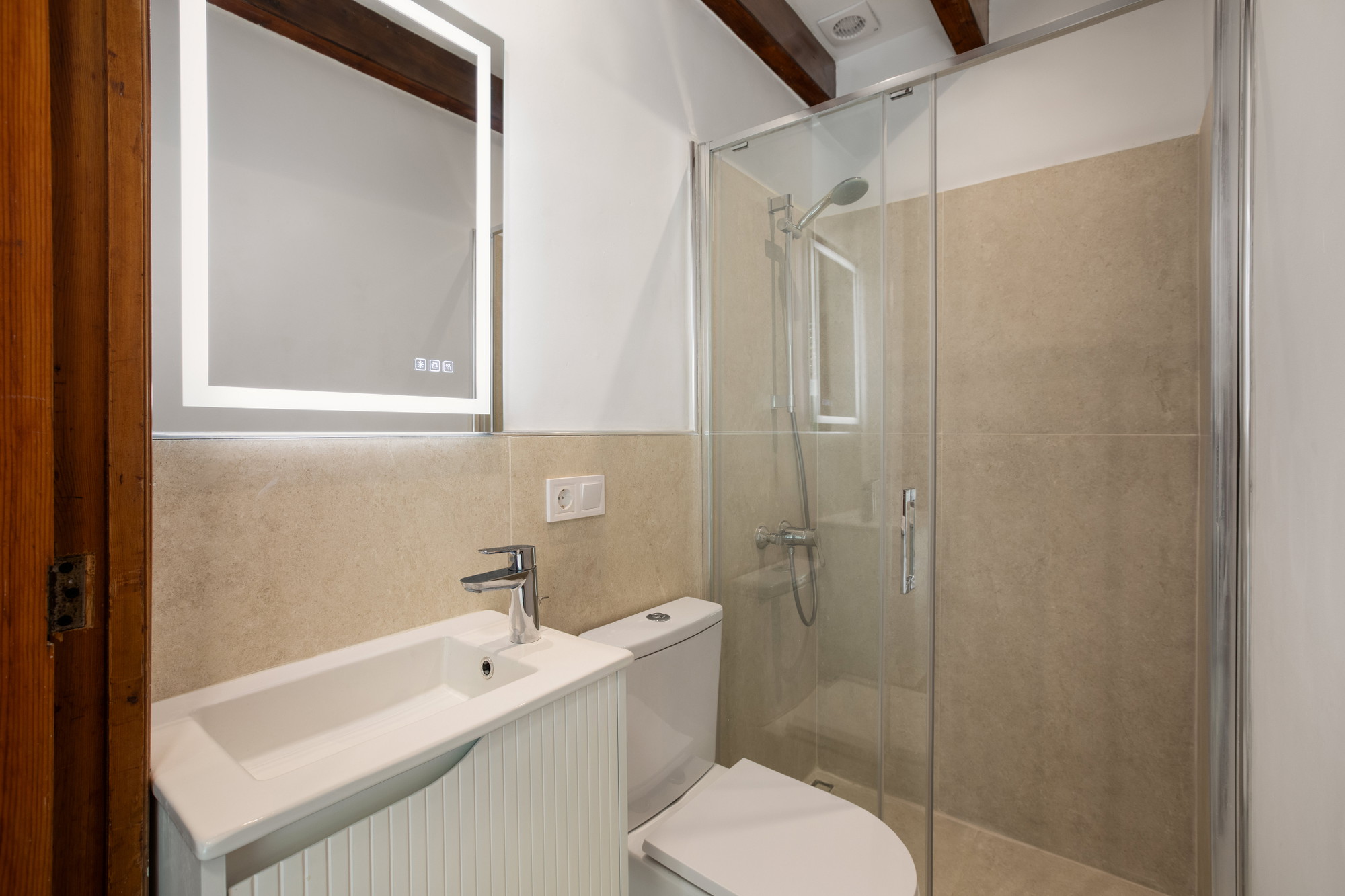 Stunning Renovated 100-Year-Old Mallorcan Home within Walking Distance of Port d’Andratx-11