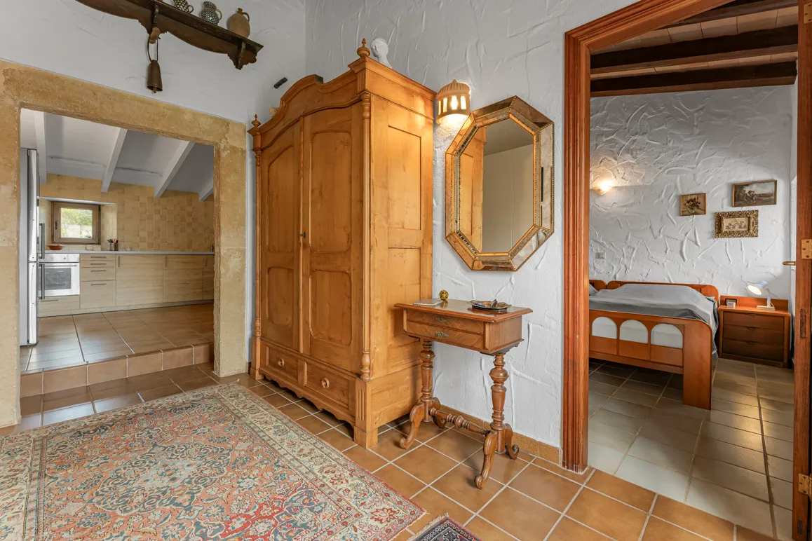 Mallorcaanse finca met vloerverwarming en gastenappartement-9