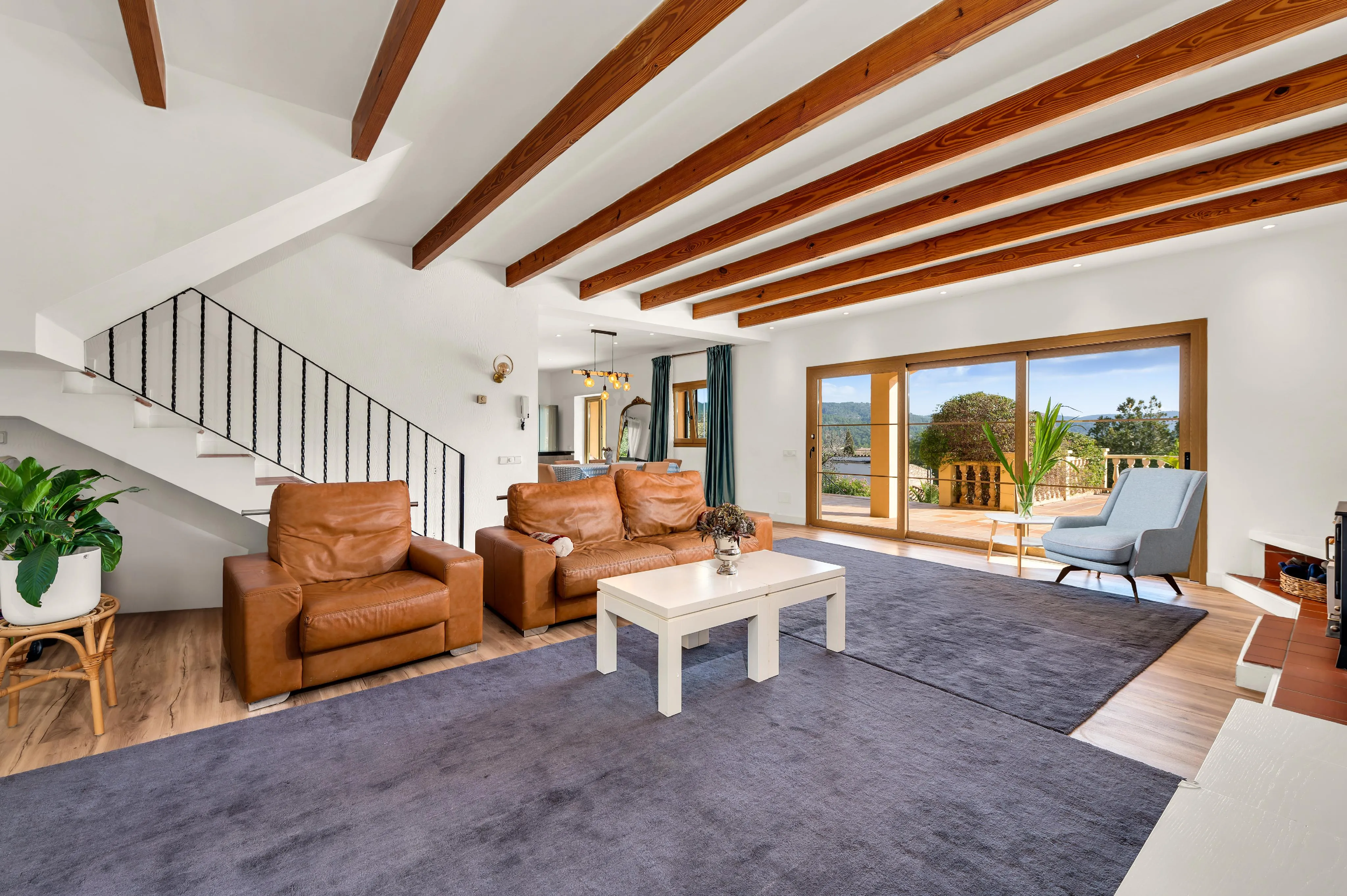 Charming finca with panoramic views in a quiet residential area-4