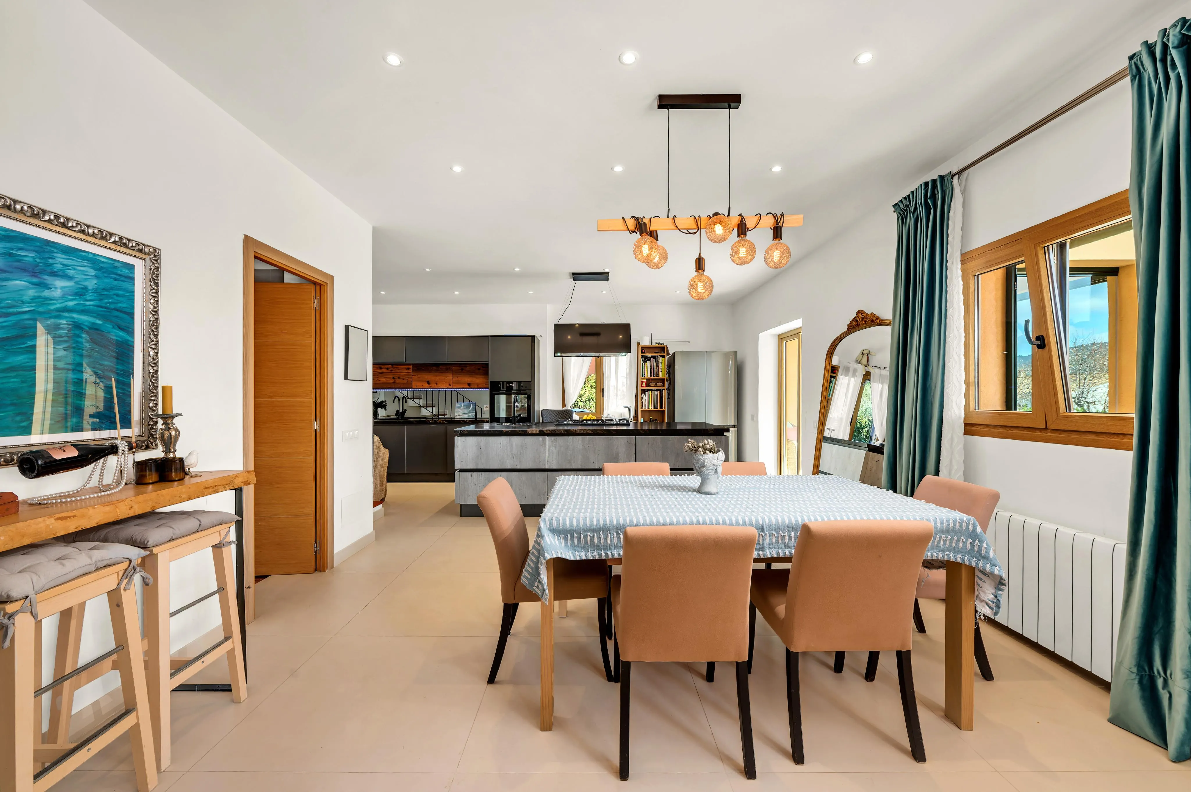 Encantadora finca amb vistes panoràmiques en una tranquil·la zona residencial-6