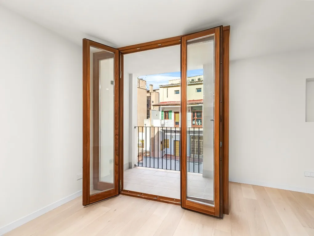 Stor nybyggd lägenhet med parkering och hiss i Palma de Mallorca, Gamla stan-2