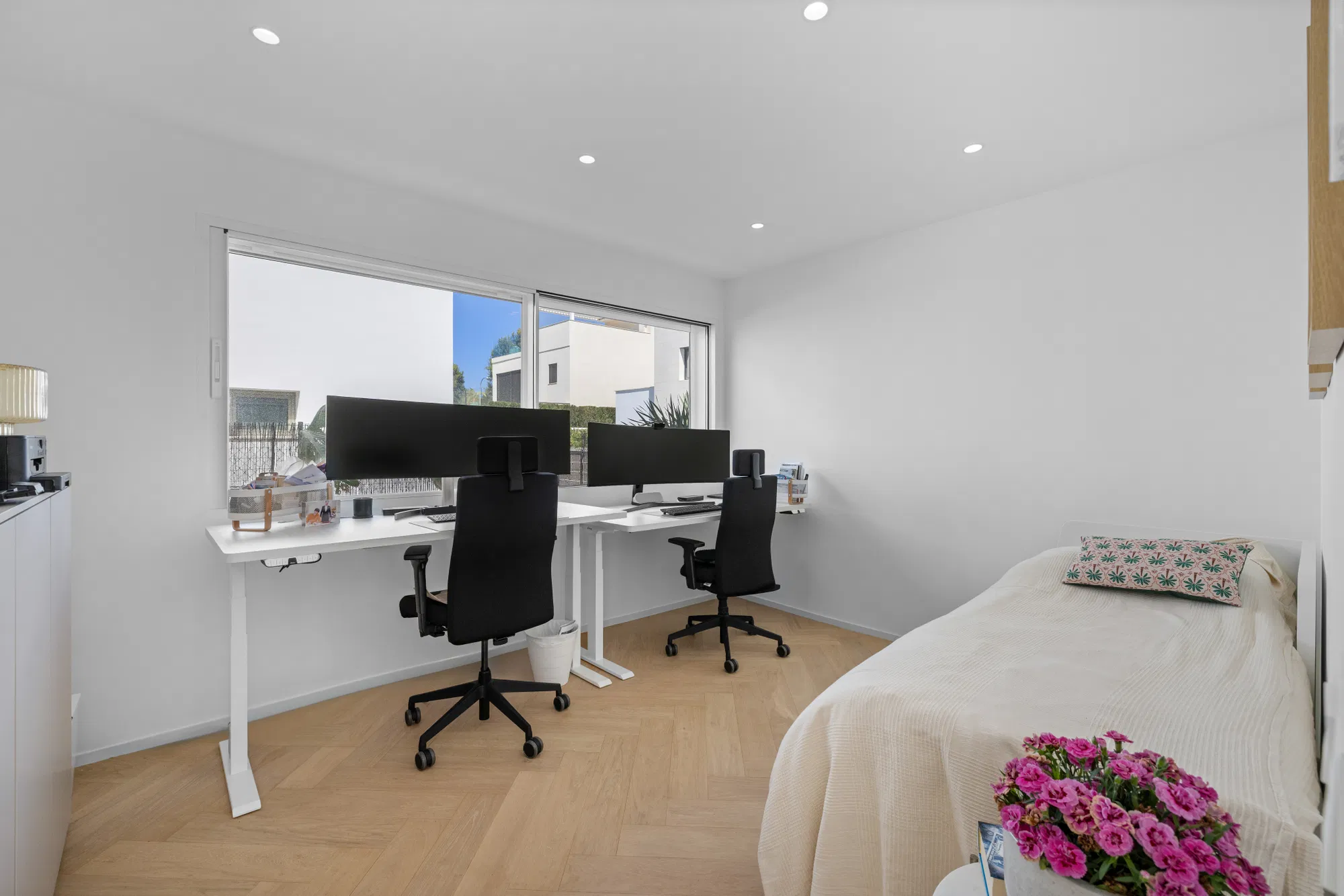 Villa exclusive de style méditerranéen entièrement rénovée avec piscine et grands espaces de vie-23