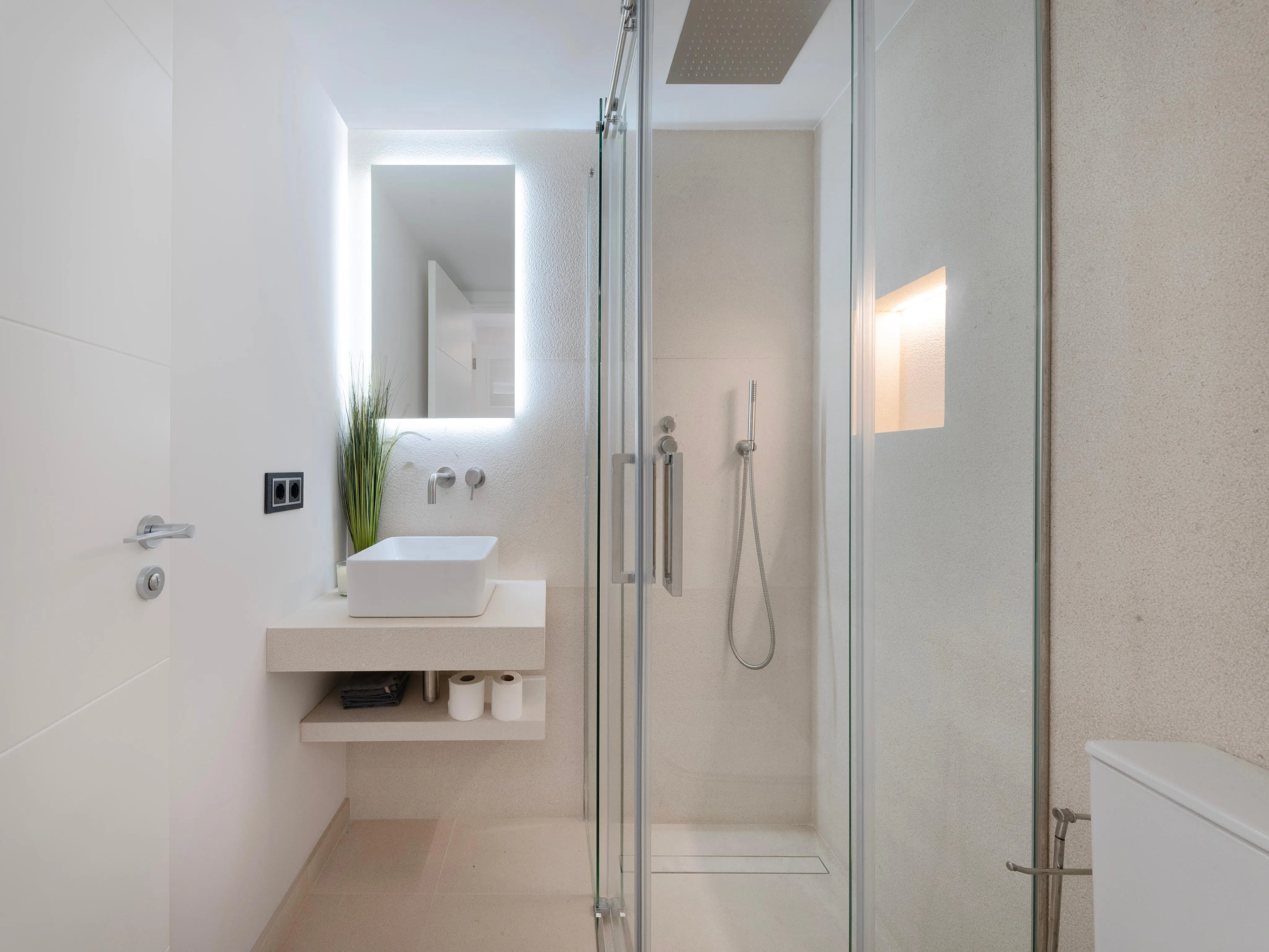 Renoviertes Penthouse mit spektakulärem Meerblick und perfekter Ausrichtung-14