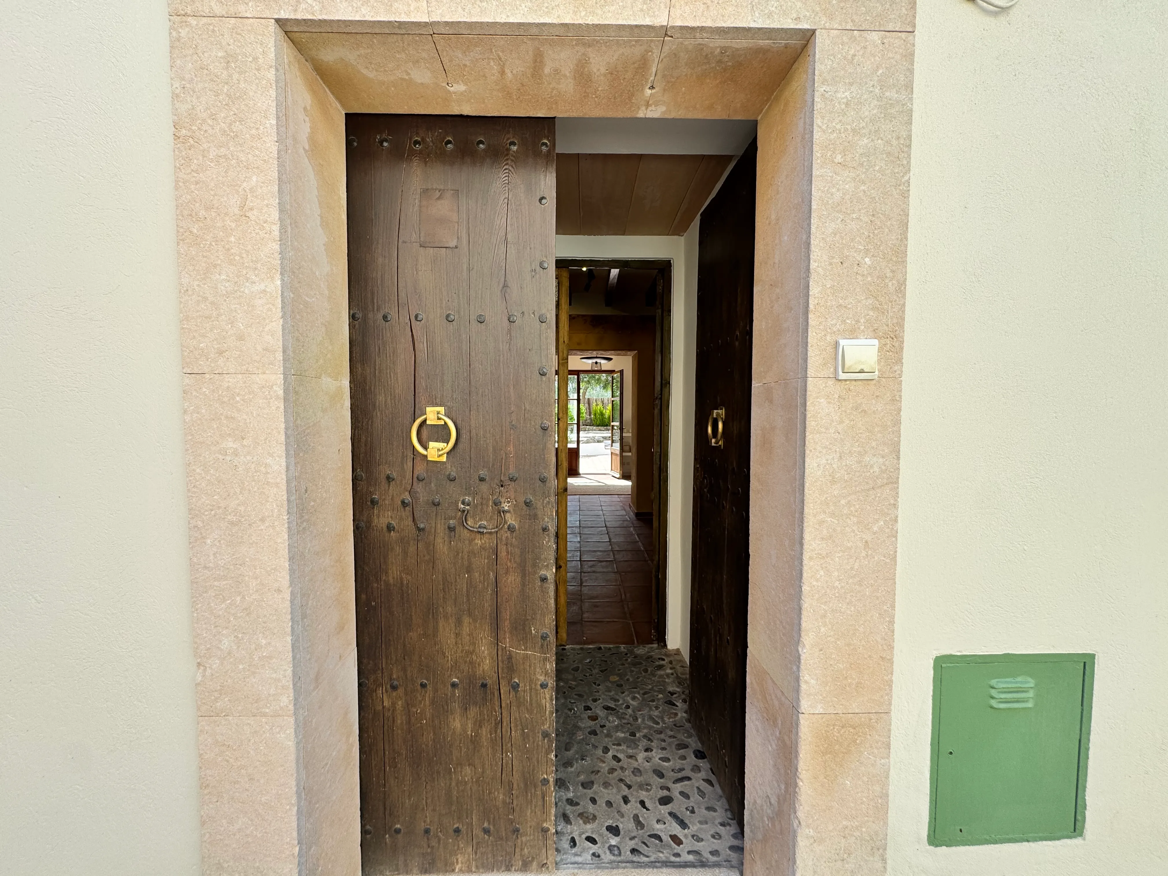 Casa adosada en Santa María con garaje y amplio jardín orientado al sur-4