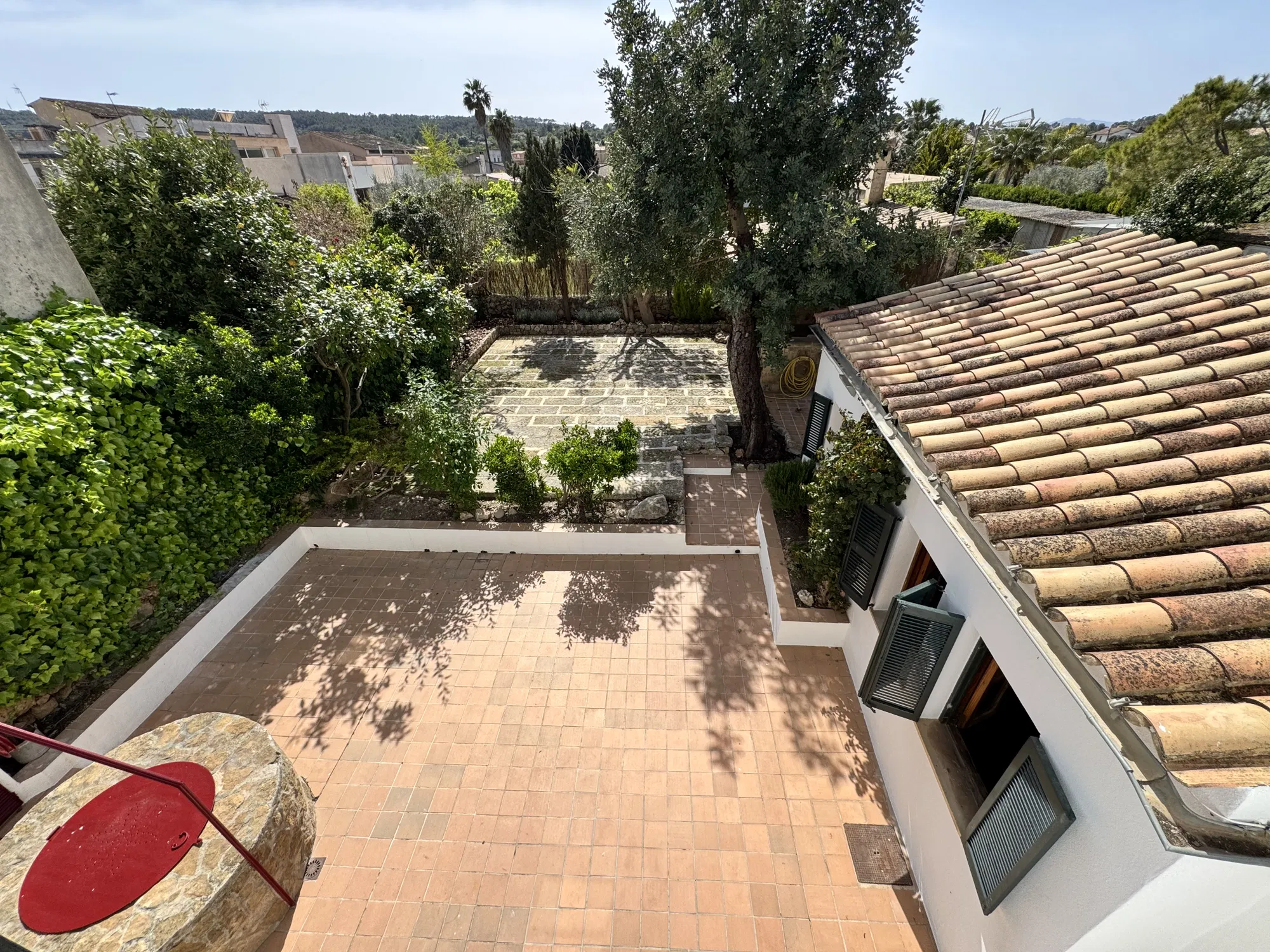Townhouse in Santa Maria with garage and large south-facing Garden-17