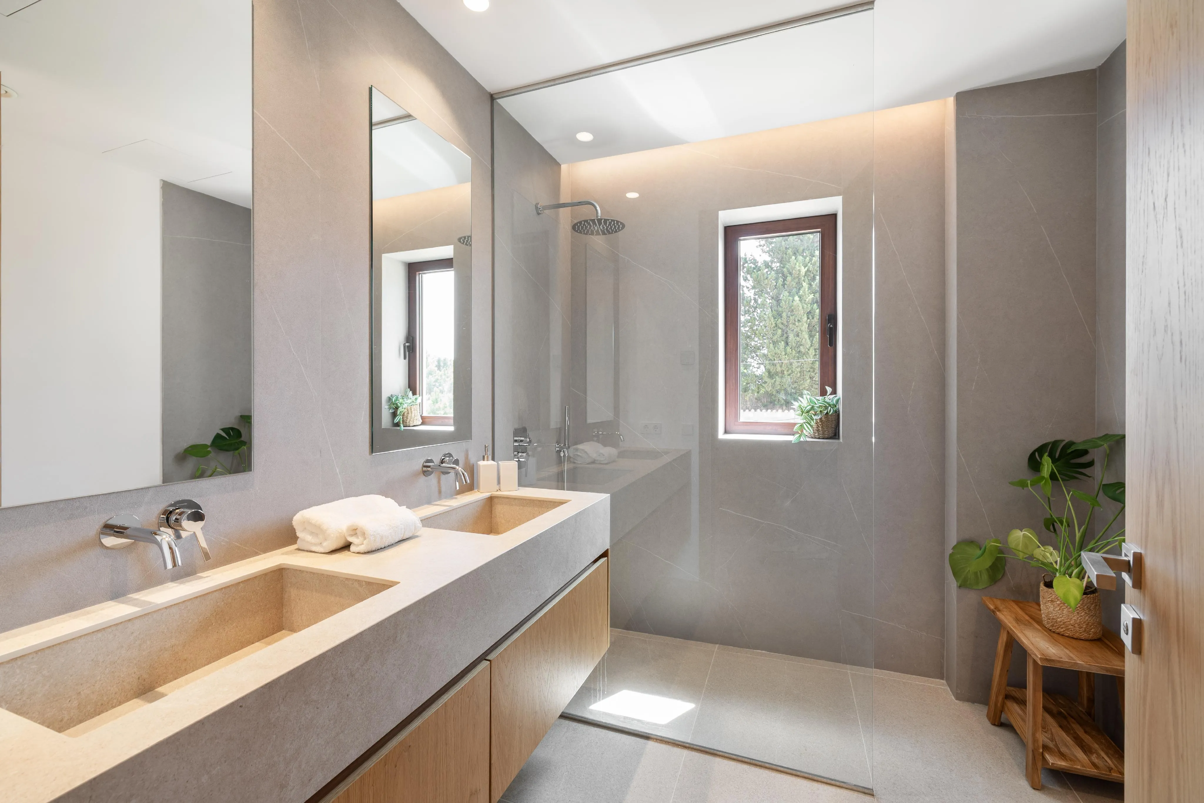 Luxurious home with panoramic views in Mancor-12