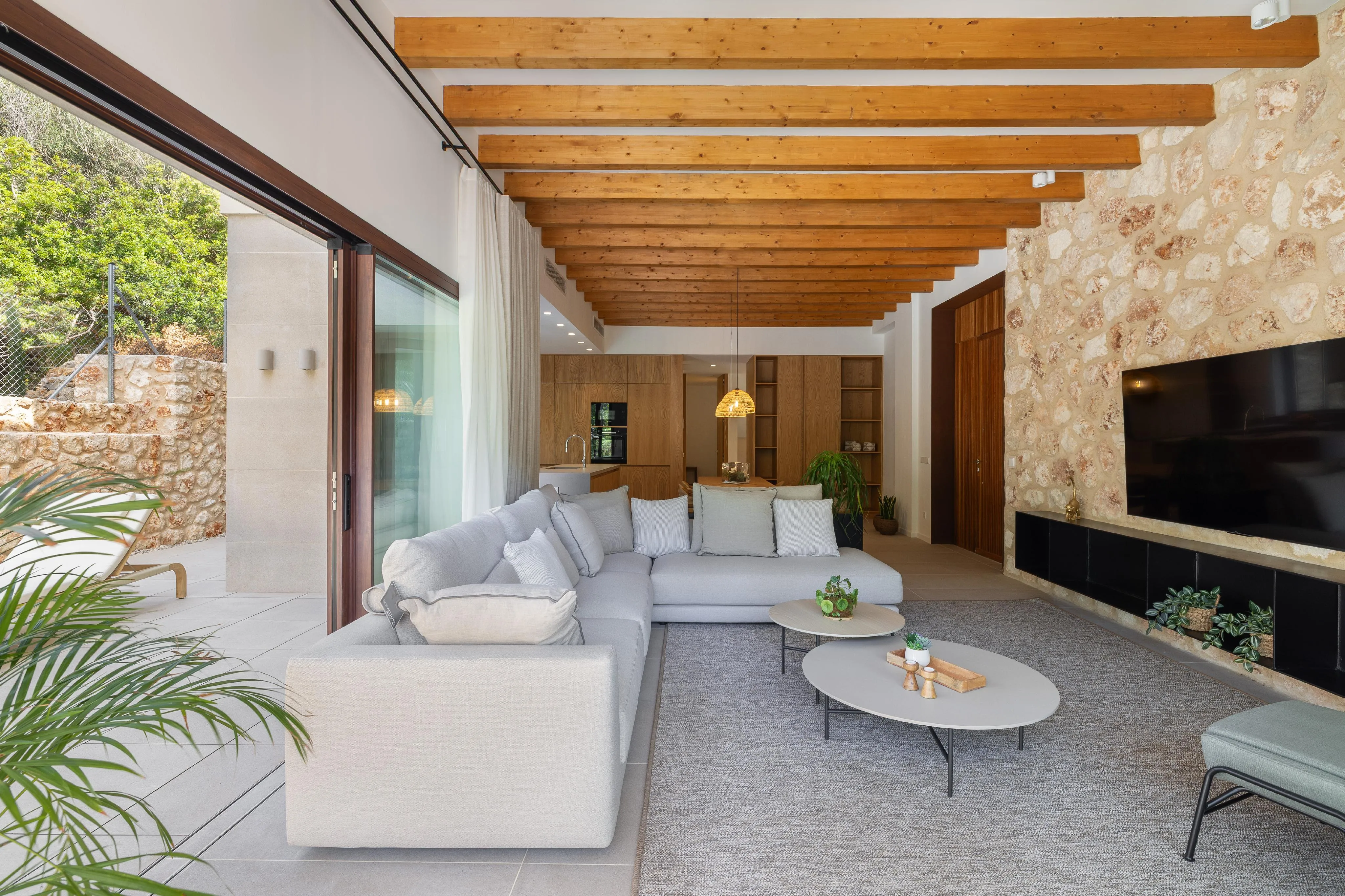 Luxurious home with panoramic views in Mancor-4