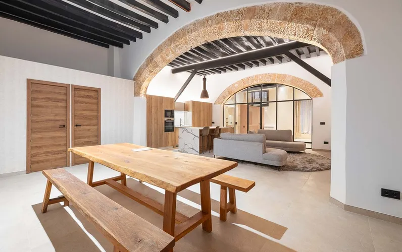 Vivienda con carácter en un palacio histórico