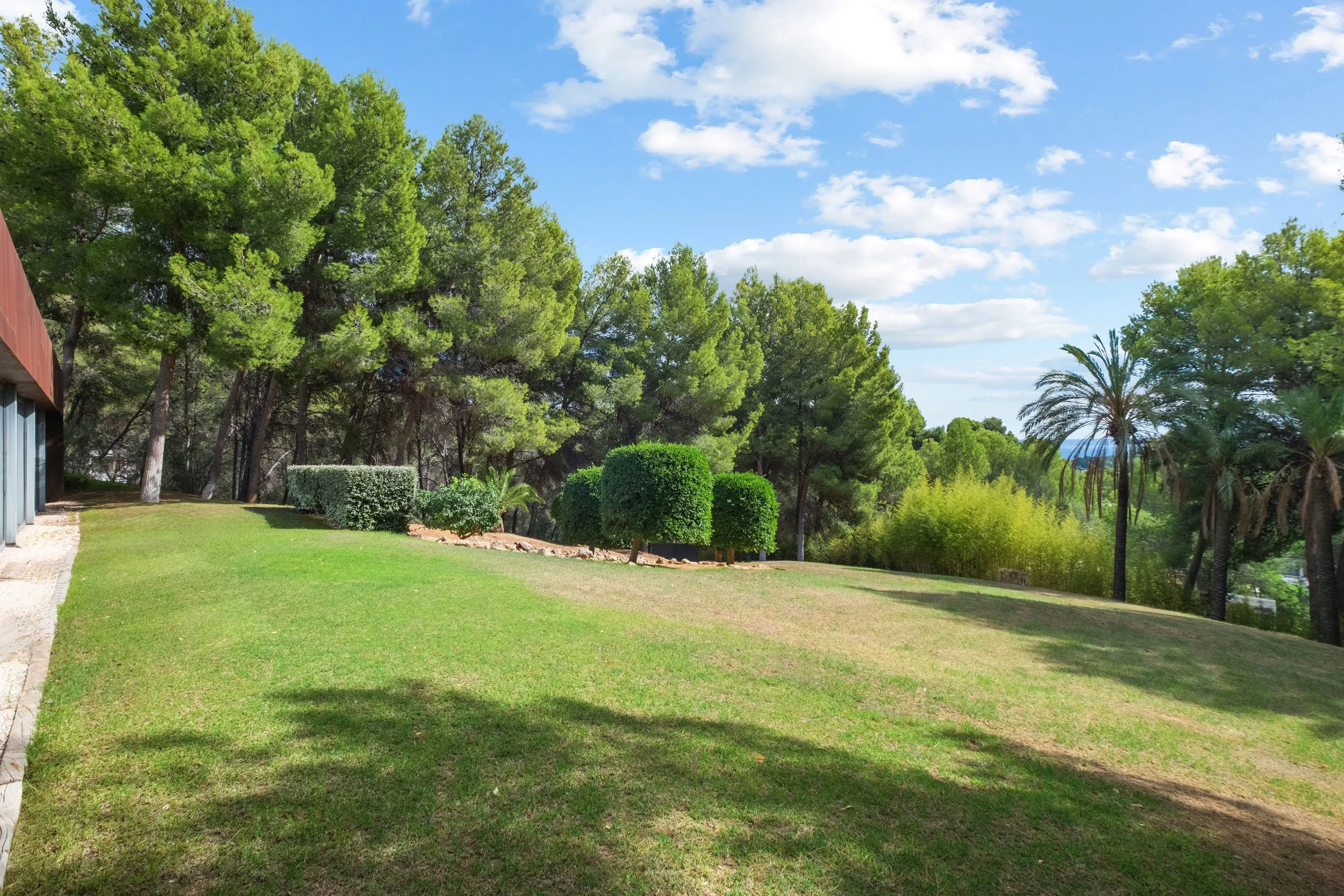 Eklektyczna willa z wyjątkowym spa-14