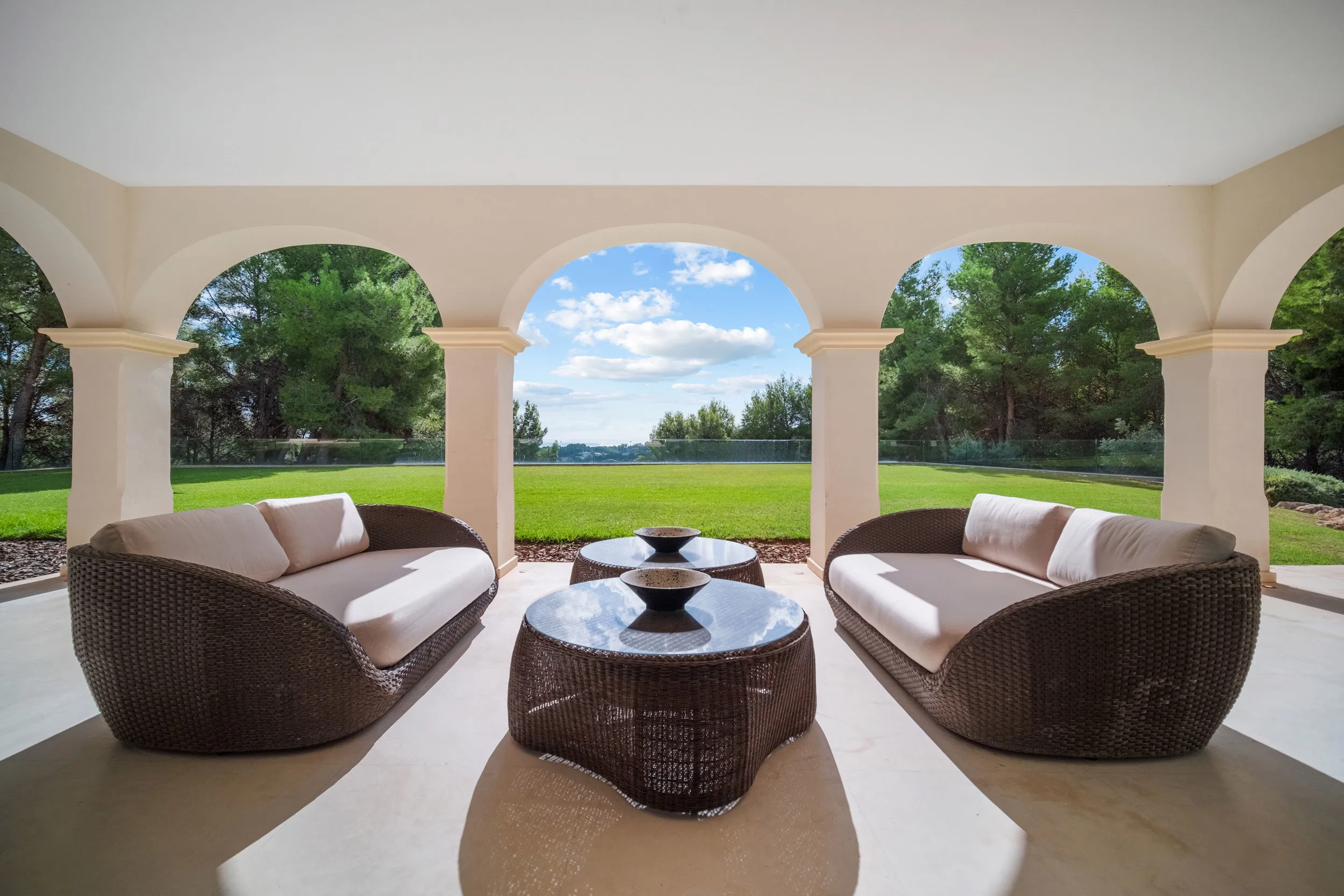 Eklektyczna willa z wyjątkowym spa-4