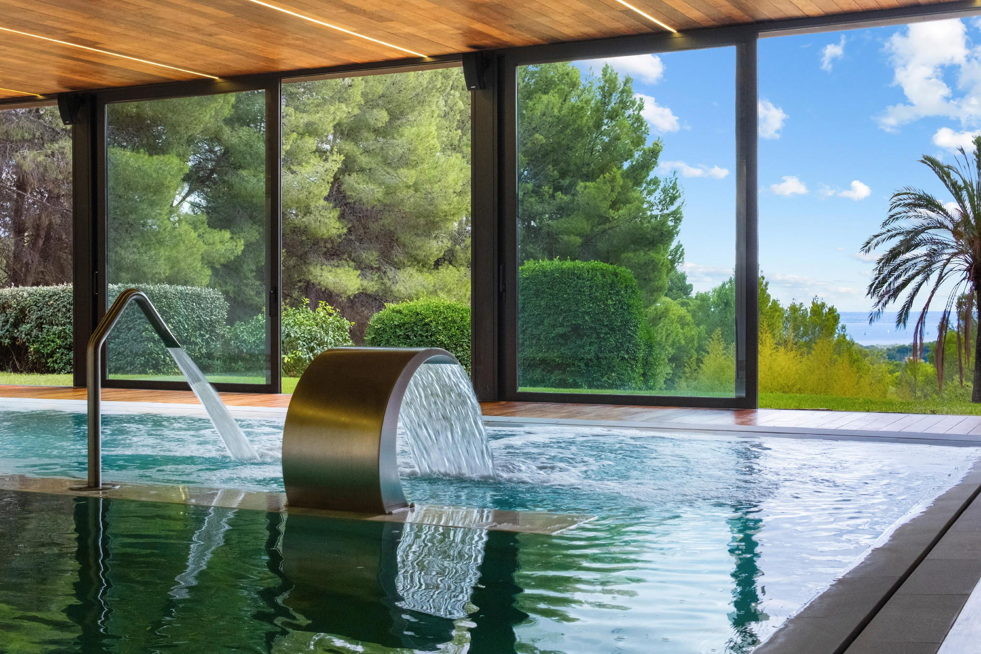 Villa éclectique avec spa exceptionnel