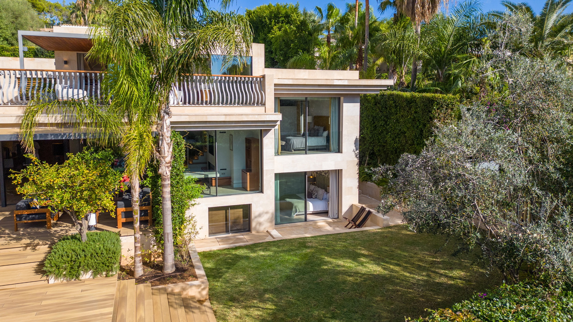 Villa Rossegada: Coastal Luxury for Unforgettable Holidays-1