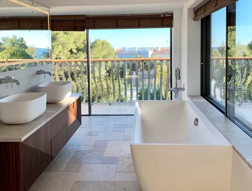 Villa Rossegada: Ein Hauch von Luxus am Meer-17