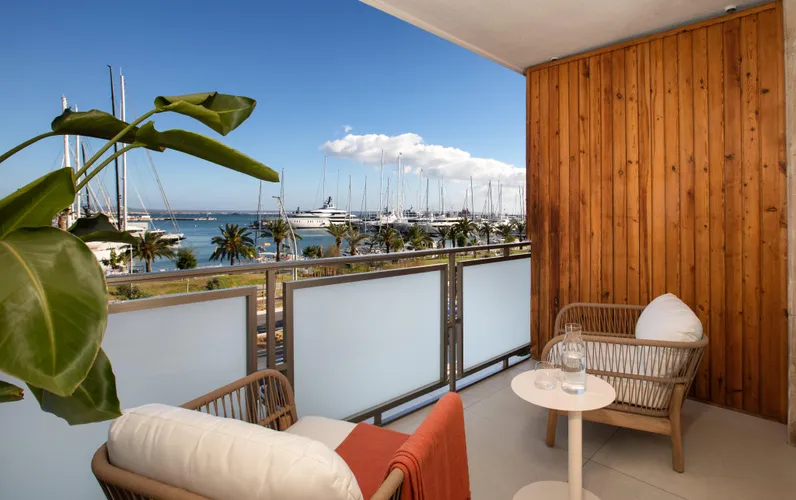 Renoveret lejlighed på strandpromenaden i Palma