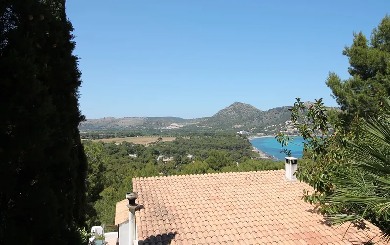 Parcela con vistas al mar