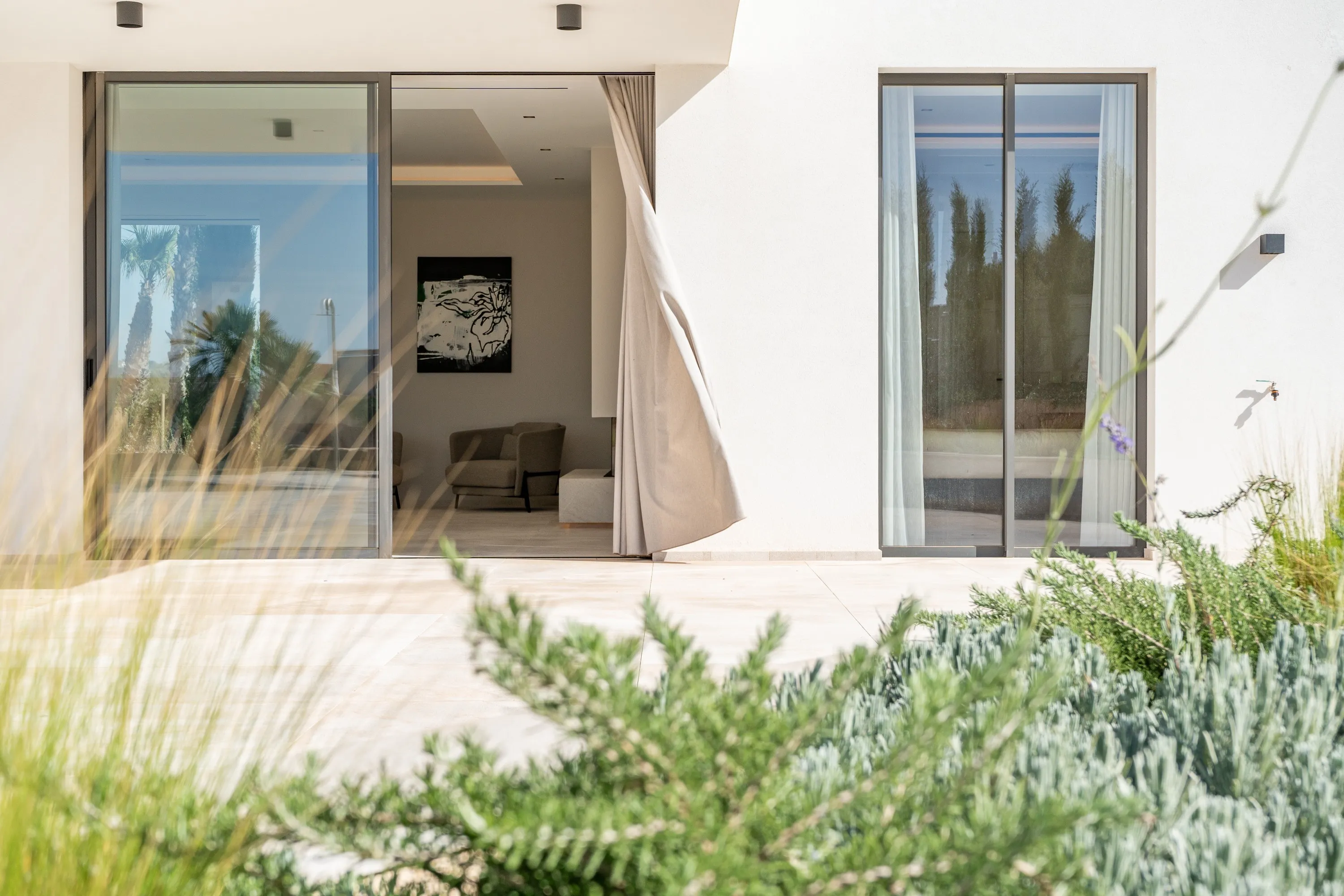 Exceptional design concept in very good location-4