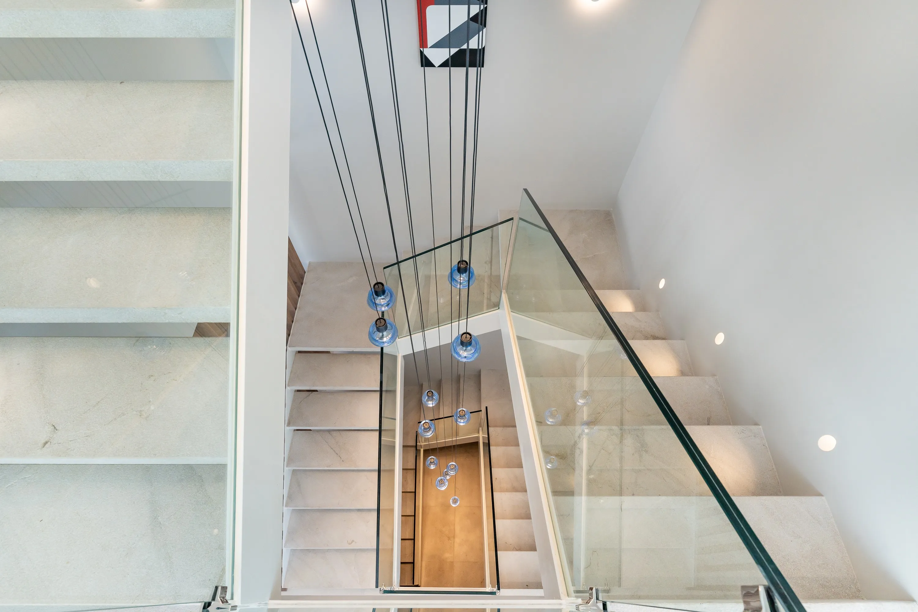 Exceptional design concept in very good location-15