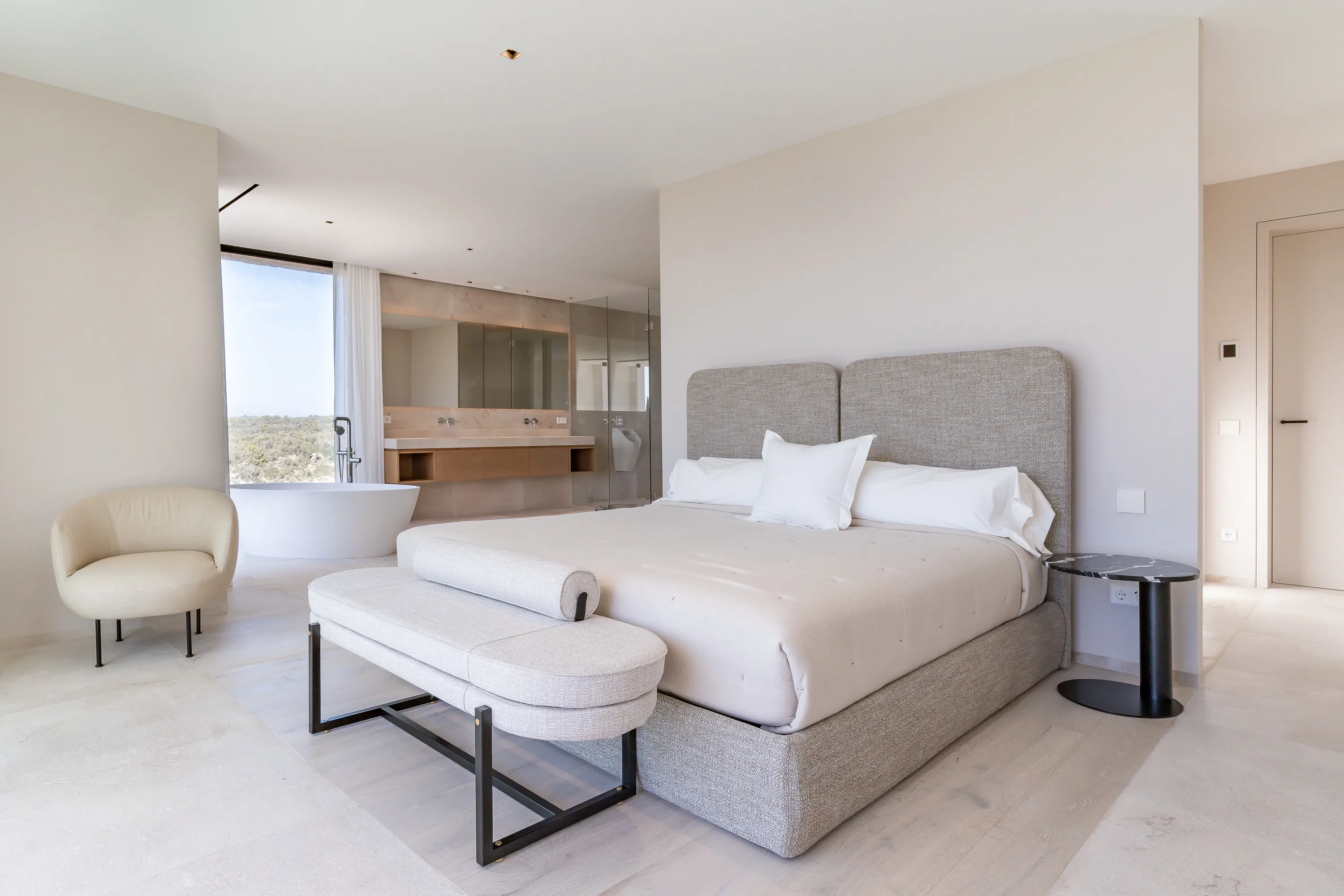 Exceptional design concept in very good location-12