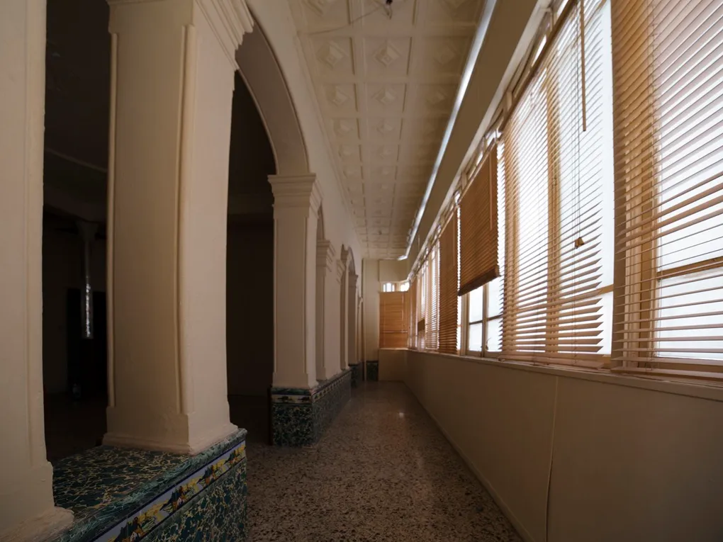 Historisch gebouw in het hart van de oude stad wordt gerenoveerd-2