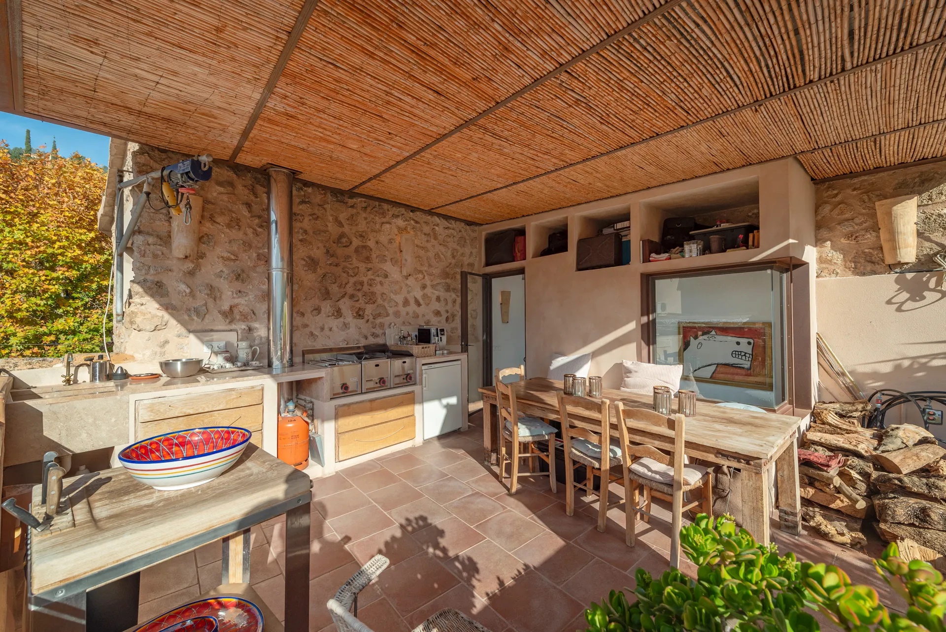 Una casa de poble atemporal a Fornalutx — Vistes a la muntanya, llum solar i encant autèntic-22