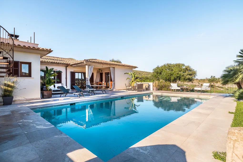 Modernt lanthus med panoramautsikt i Capdepera-4