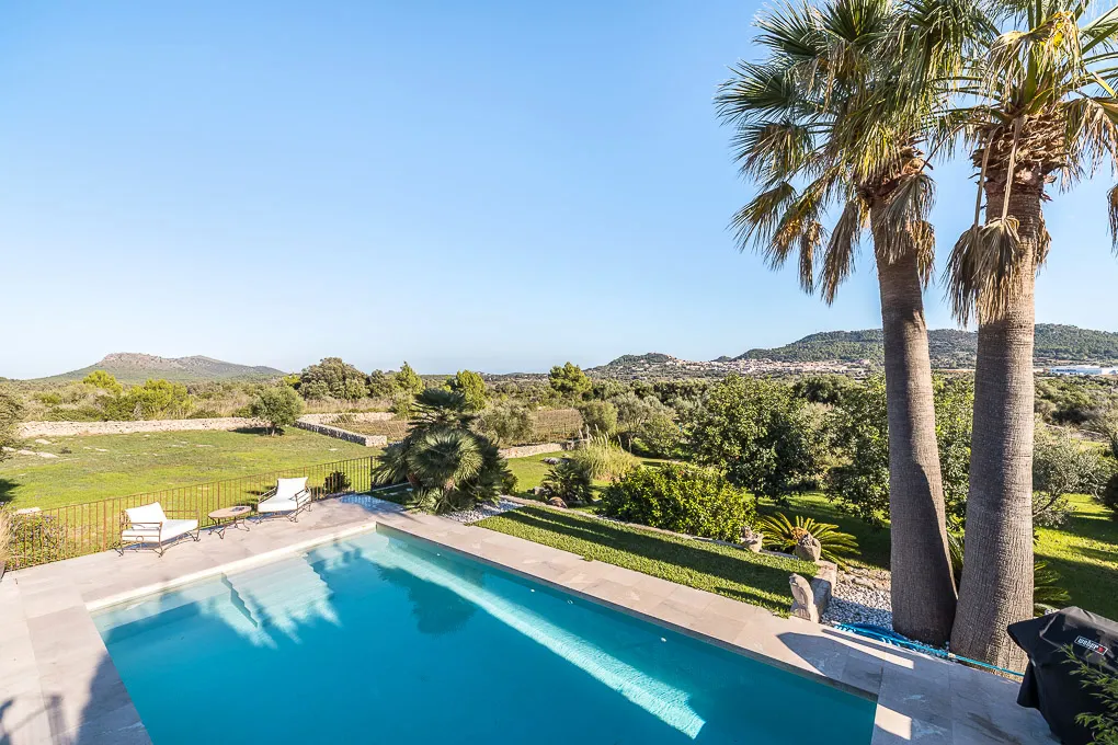 Modern landhuis met panoramisch uitzicht in Capdepera-12