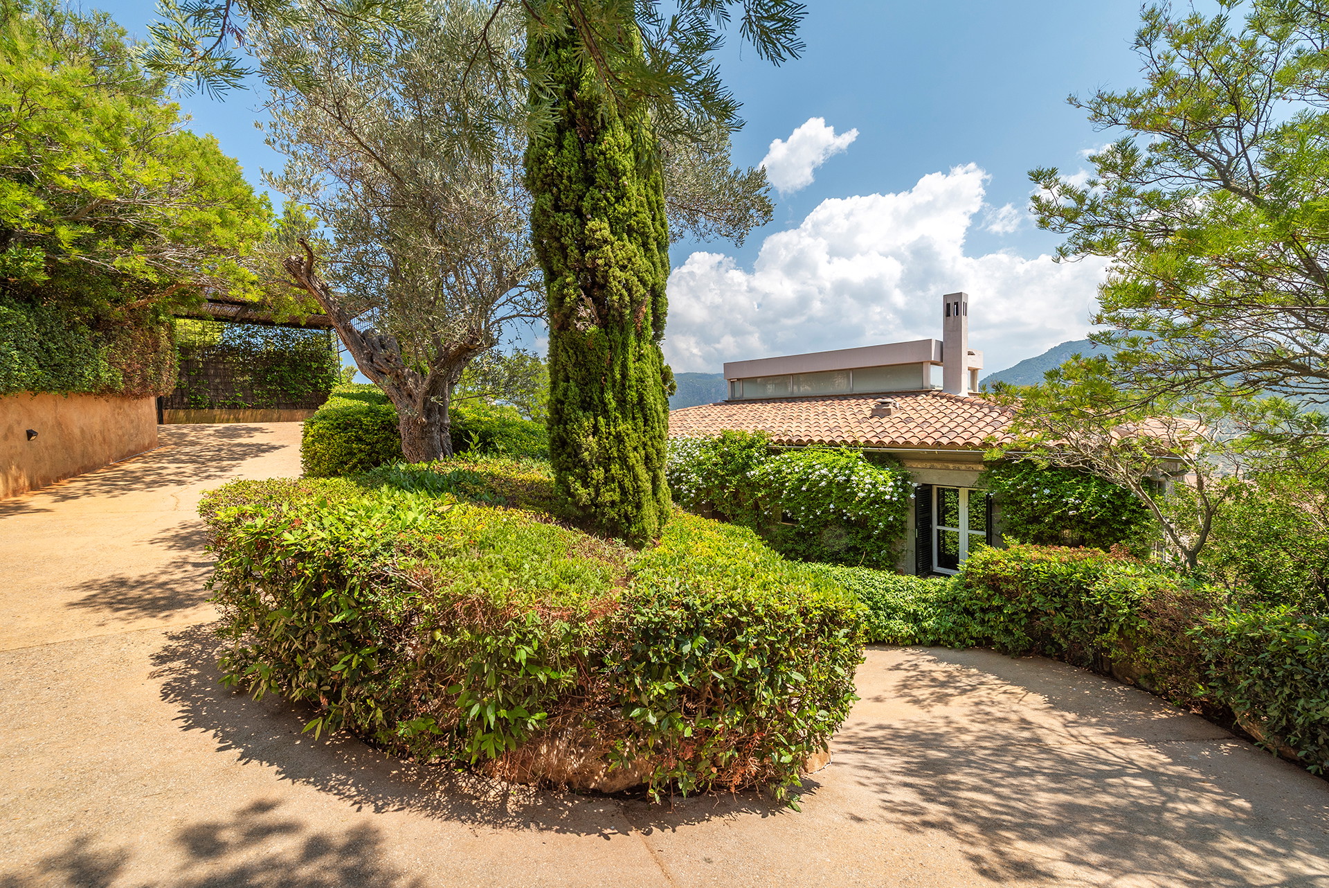 Timeless mediterranean living in George Sand, Valldemossa-28
