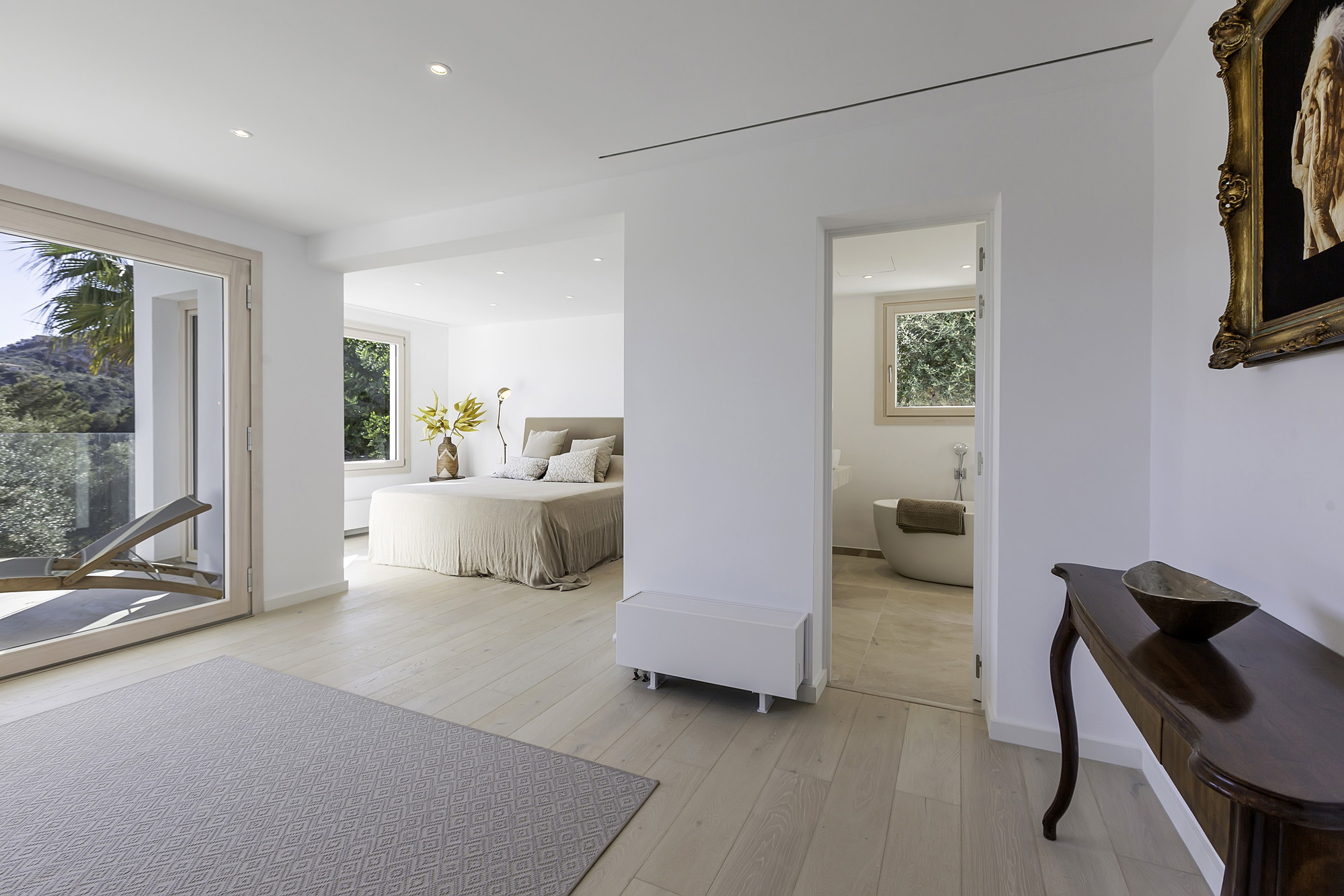 Tastefully renovated villa in Son Vida-14