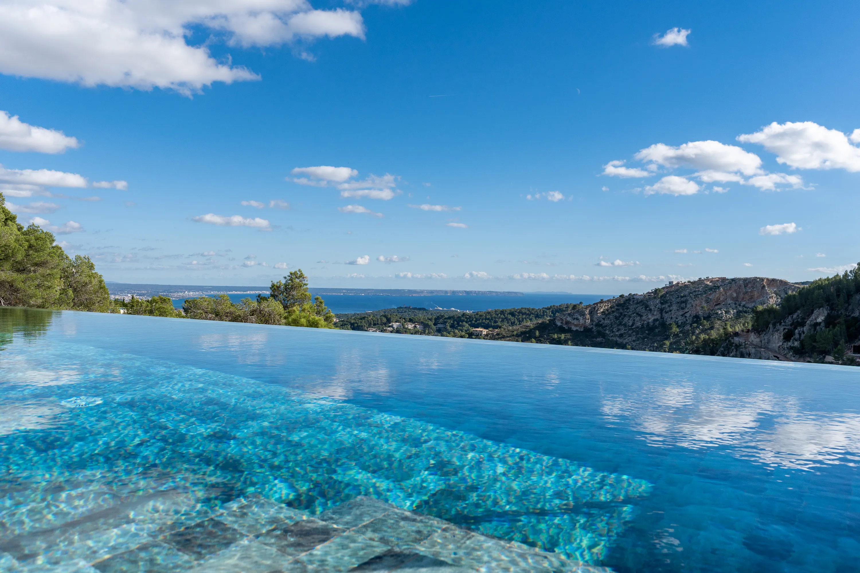 New build villa with spectacular sea views in Son Vida-23