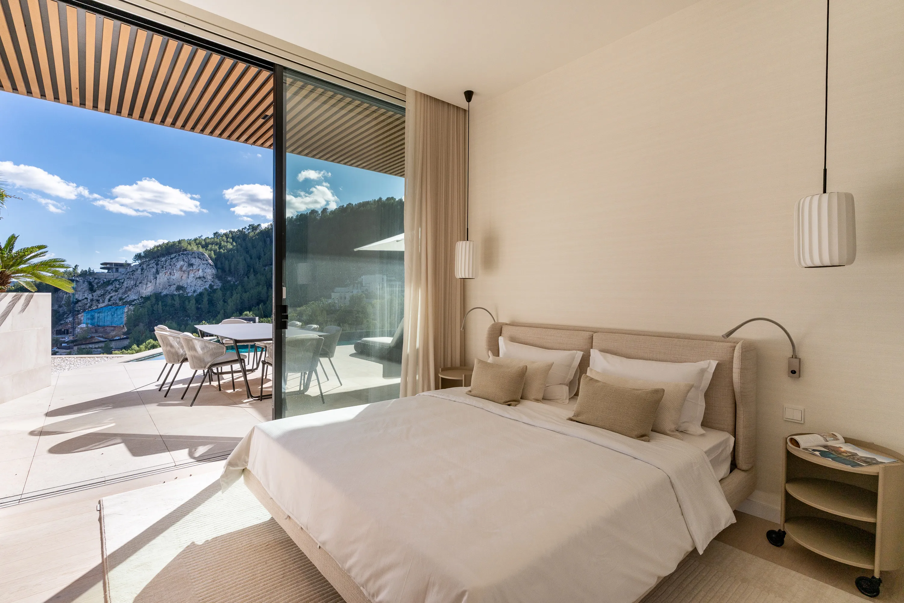 New build villa with spectacular sea views in Son Vida-17