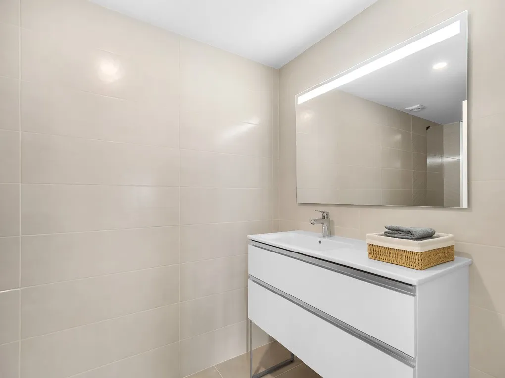 Apartamento de nueva construcción con parking-14