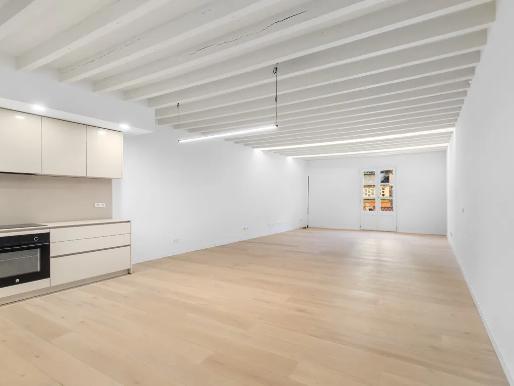 Apartamento de nueva construcción con parking-1